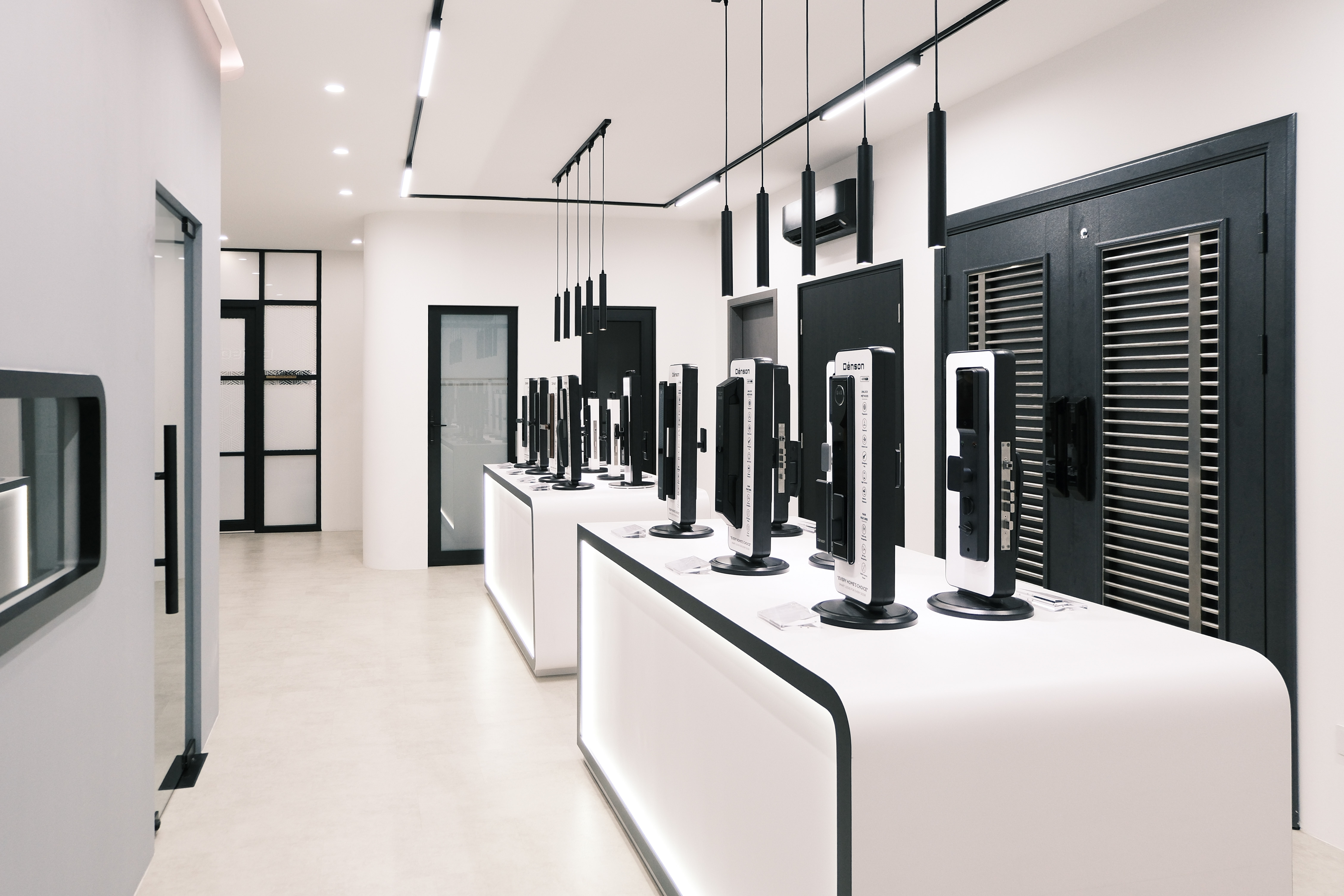Denson showroom photo 2