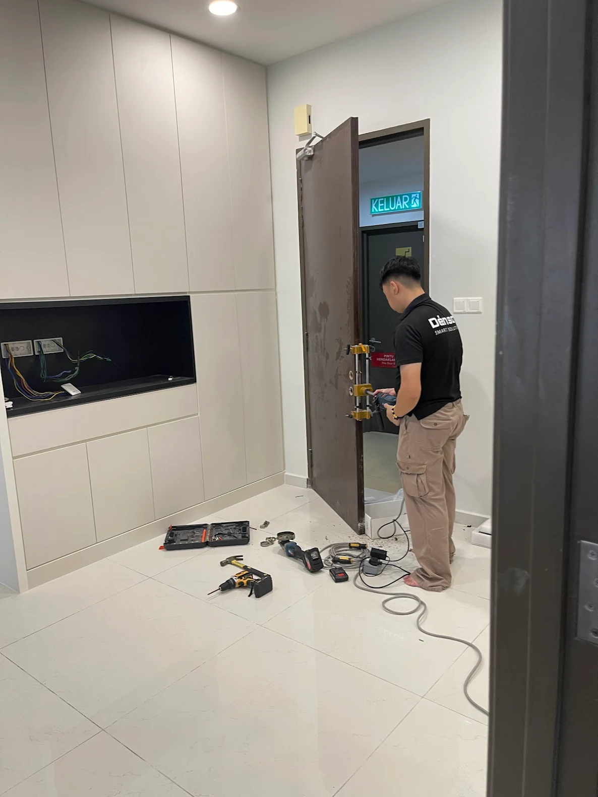 Denson smart lock installation project